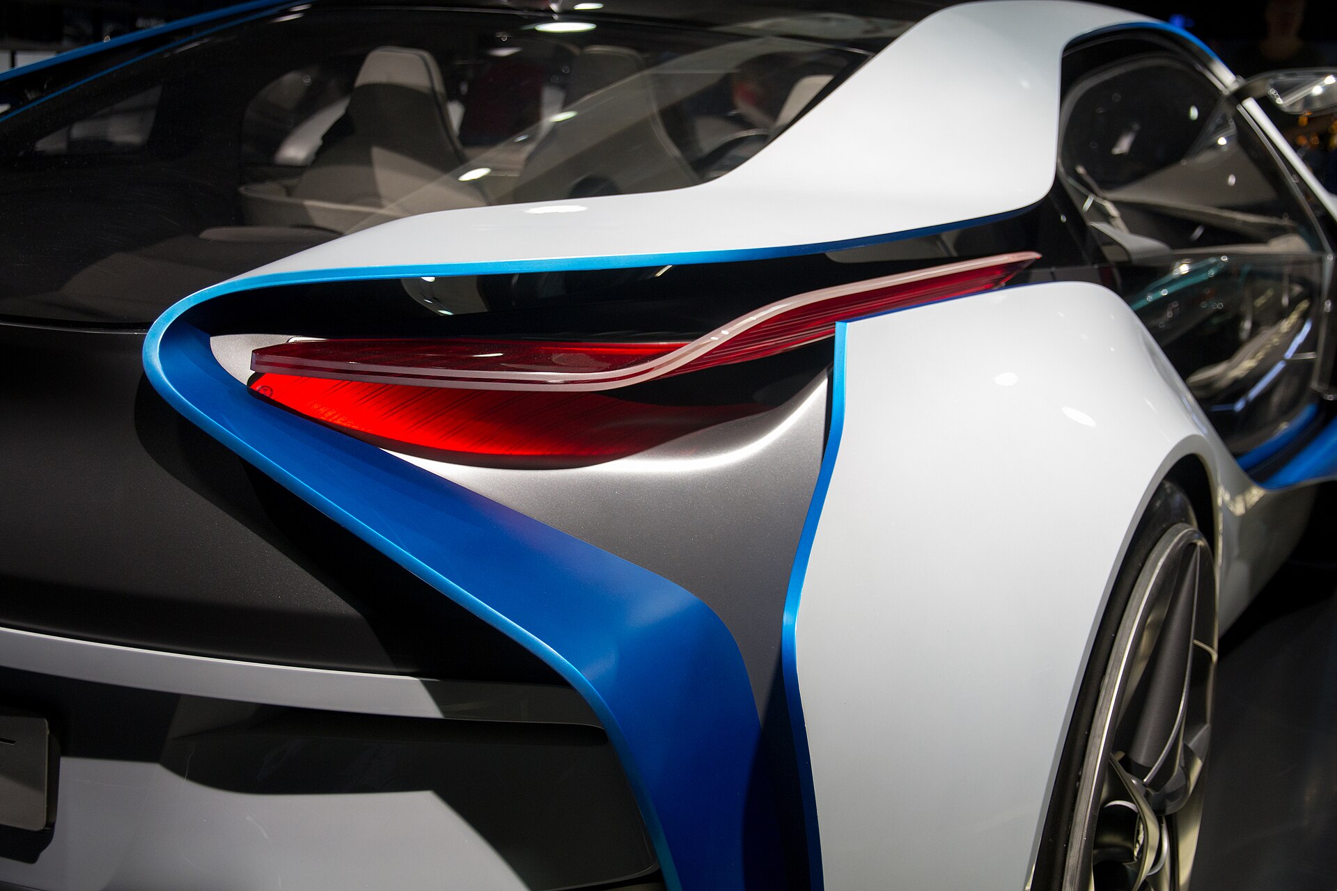Турбомоторы, модульные платформы и BMW i — представитель эпохи