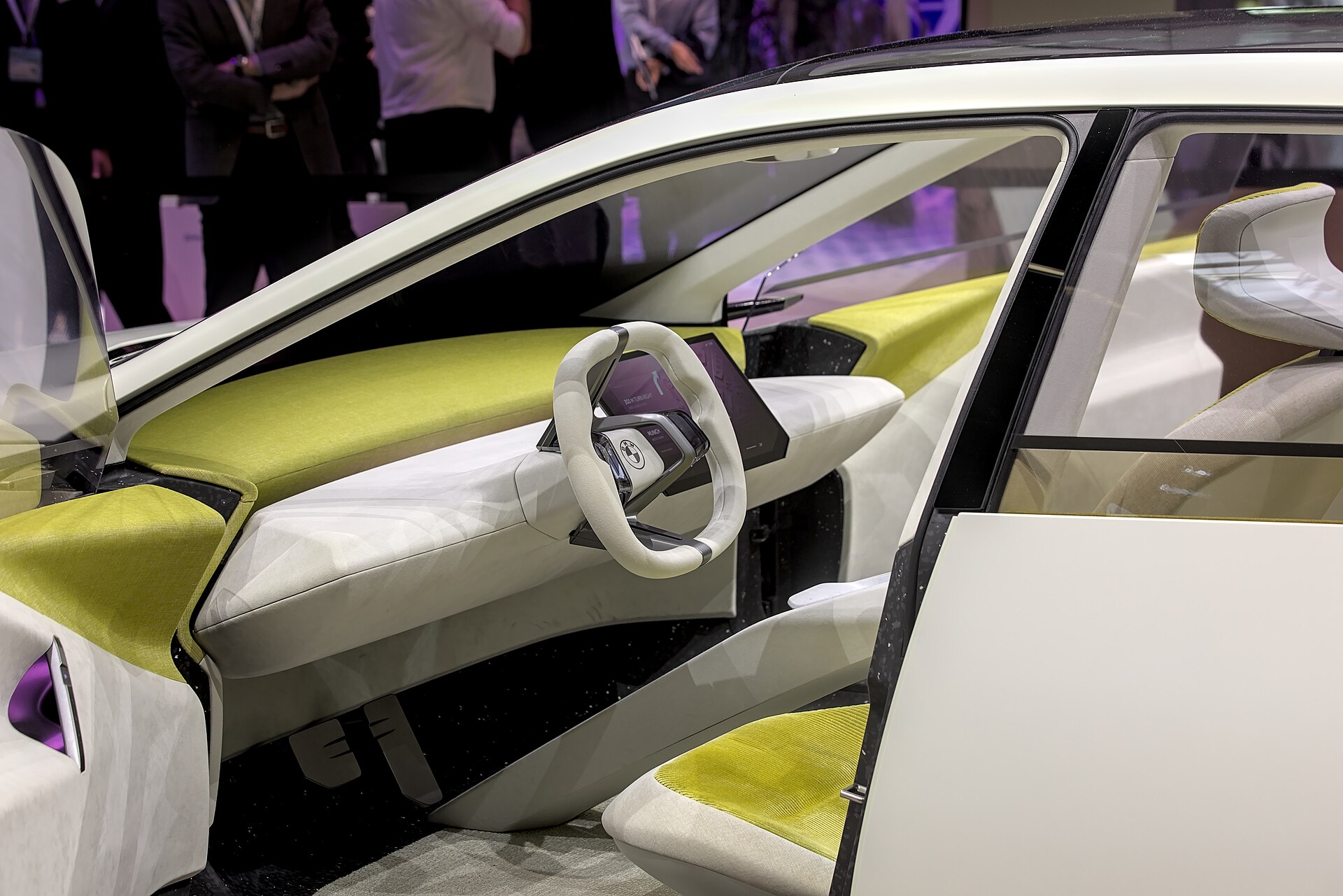BMW Neue Klasse — представитель поколения
